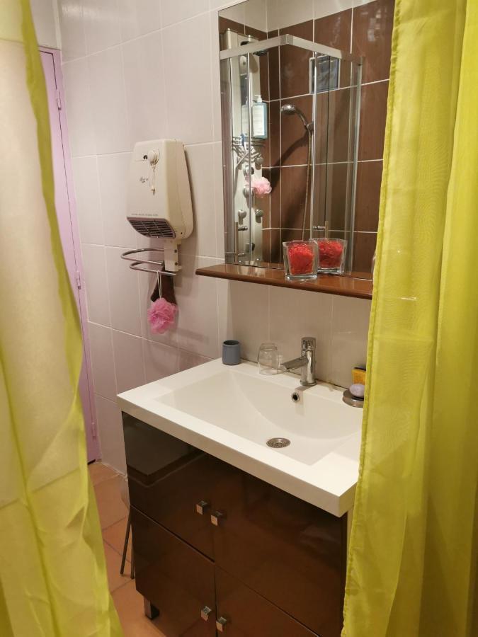 Appartement En Sous Sol De Villa Avec Acces Jardin Et Piscine 马赛 外观 照片
