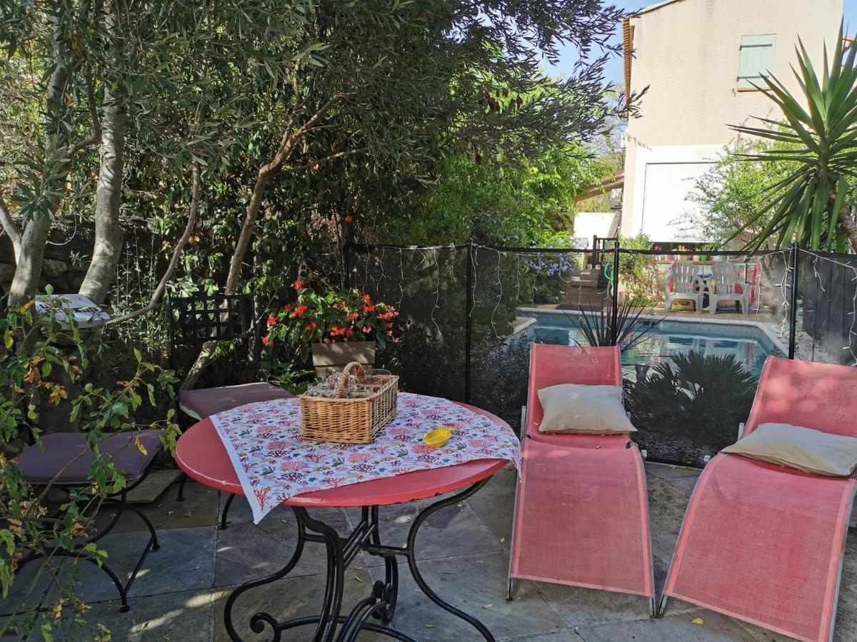 Appartement En Sous Sol De Villa Avec Acces Jardin Et Piscine 马赛 外观 照片