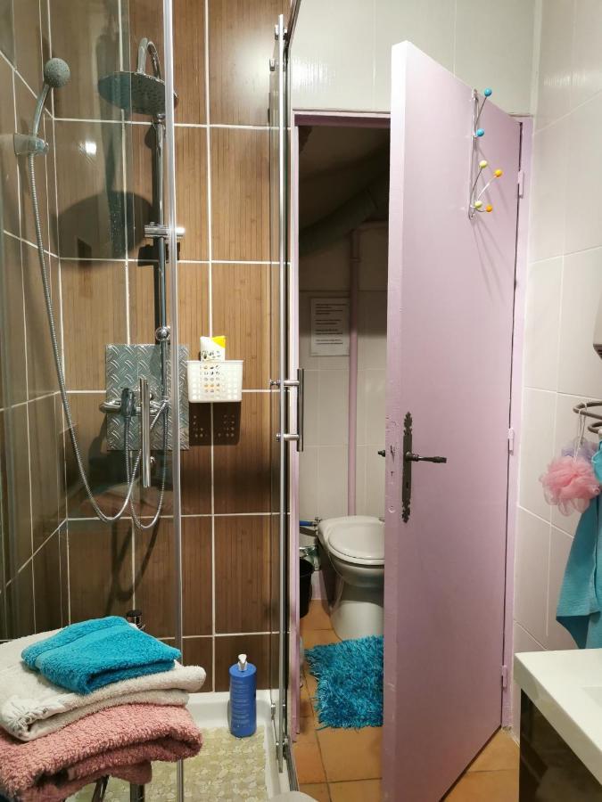 Appartement En Sous Sol De Villa Avec Acces Jardin Et Piscine 马赛 外观 照片